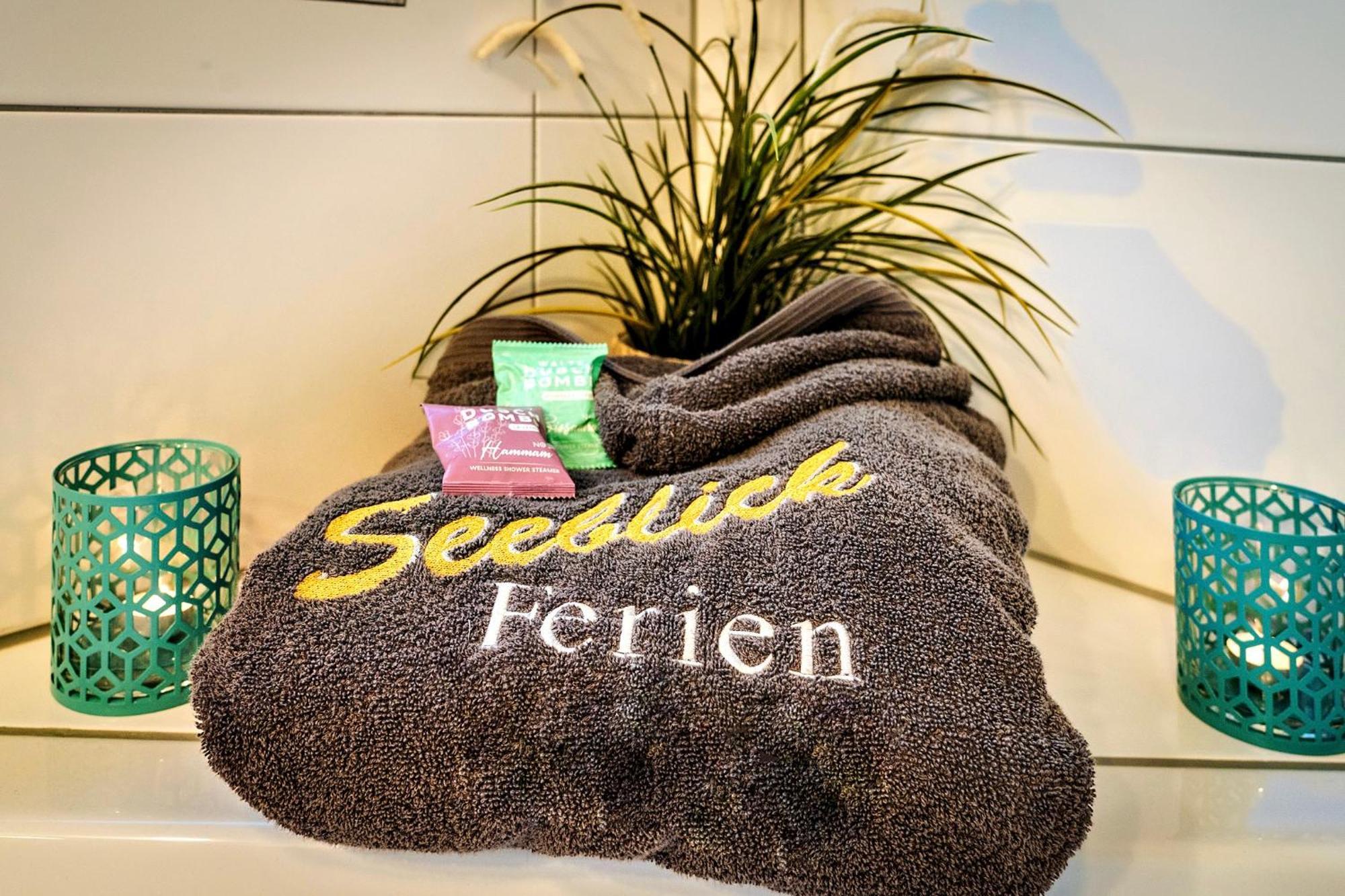 Ferienhaus Lieblingsplatz By Seeblick Ferien Oro, Direkte Wasserlage,Sauna,Kamin Olpenitz Extérieur photo